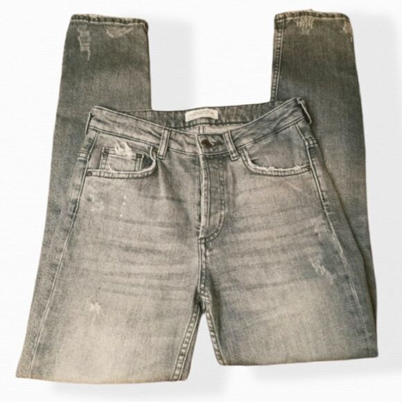 Zara Woman Premium Denim Destroyed Jean - Picture 1 of 6